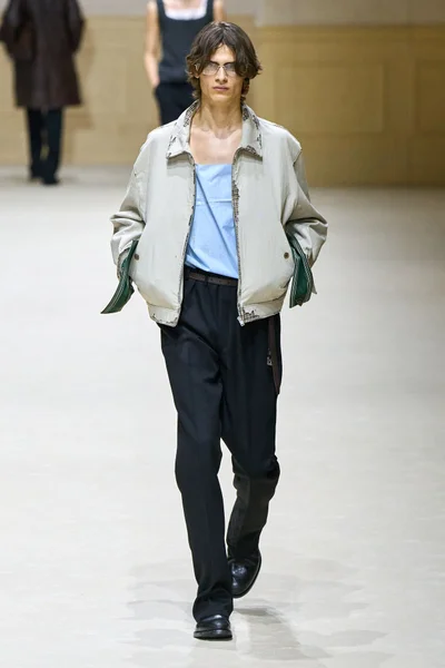 Look 39